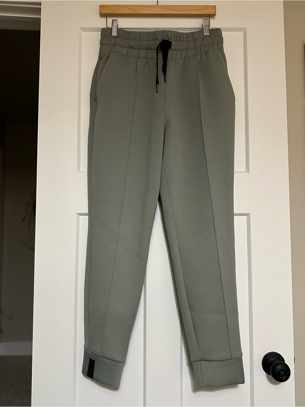 UNRL Luxbreak Jogger Pants with Drawstring in Eucalyptus